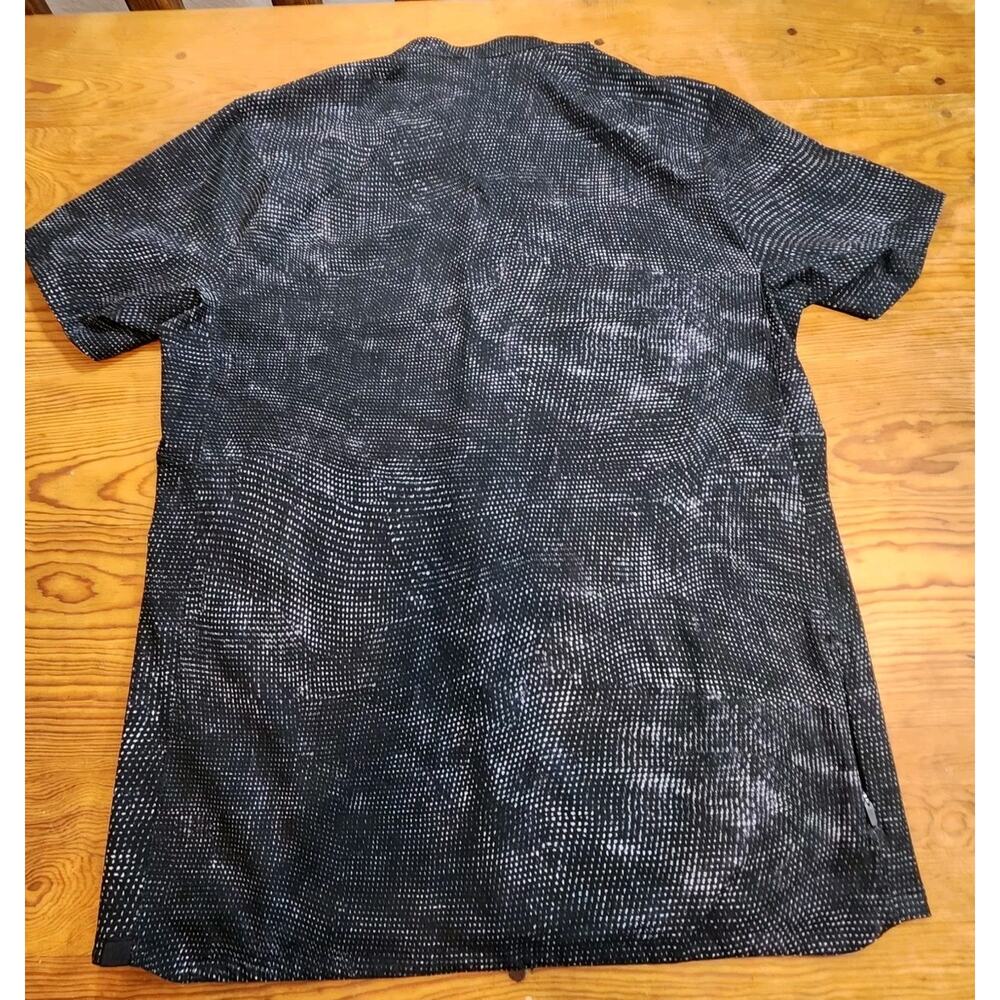 3 Lululemon Men Airing Easy Short Sleeve Button Up Lot Athleisure Preppy LG READ - Picture 10 of 16